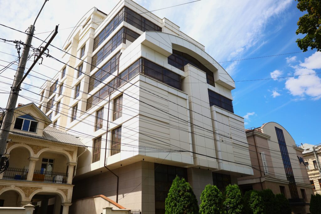 blanconstruct_mercure blanconstruct, termopane, construcții pvc, construcții din aluminiu
